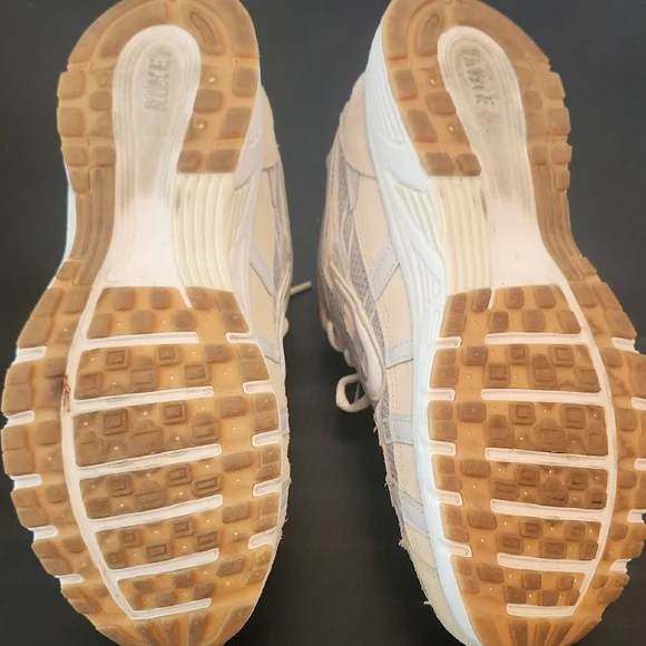 Nike Women's P-6000 - Picture 5 of 6